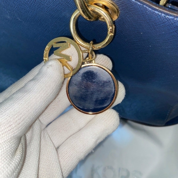 MICHAEL KORS Navy Blue Cynthia Saffiano Leather 2-Way Satchel - Picture 5 of 12